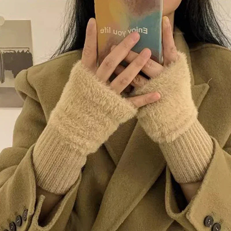 CosyTouch™ – Les Mitaines Polaires qui subliment le confort d’hiver