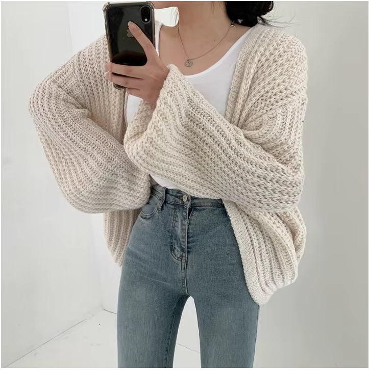 CosyLayer™ – Le Cardigan Large Taille Unique qui redéfinit le cocooning